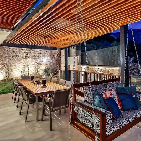 Pax - Kalkan Kas